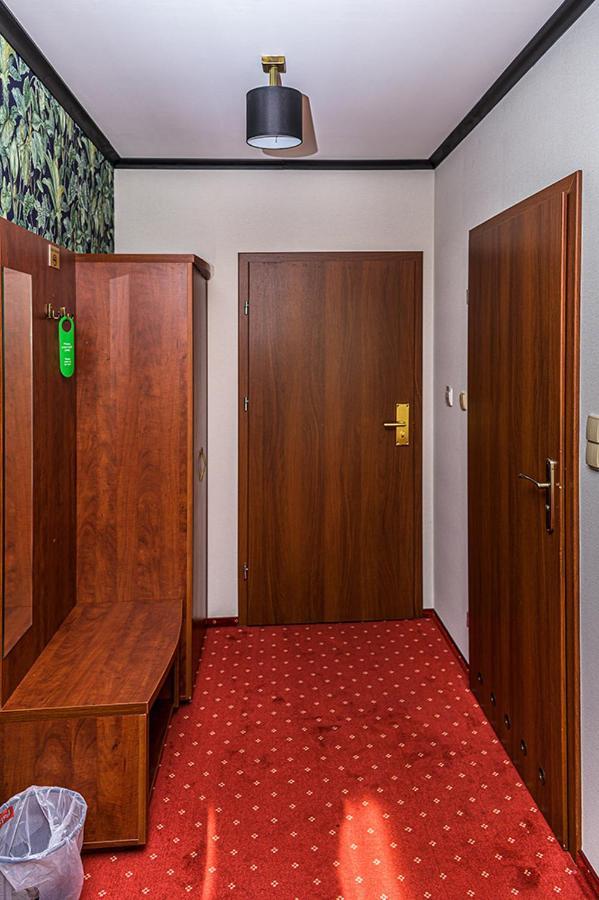 Hotel Stara Gorzelnia Licheń Exterior foto
